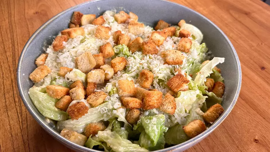 Salada Caesar